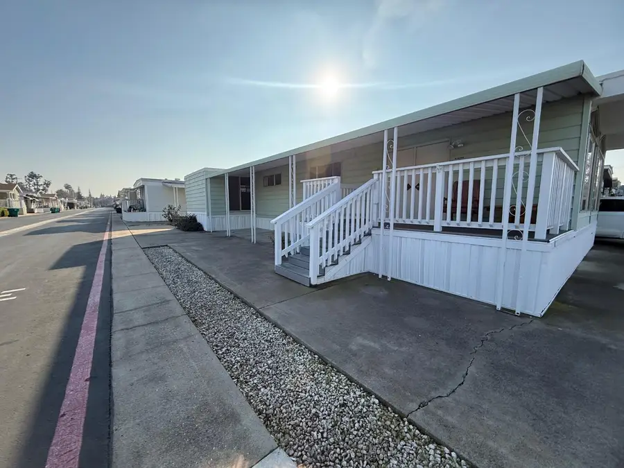 471 Almond Drive #40, Lodi, CA 95240 - Image #2