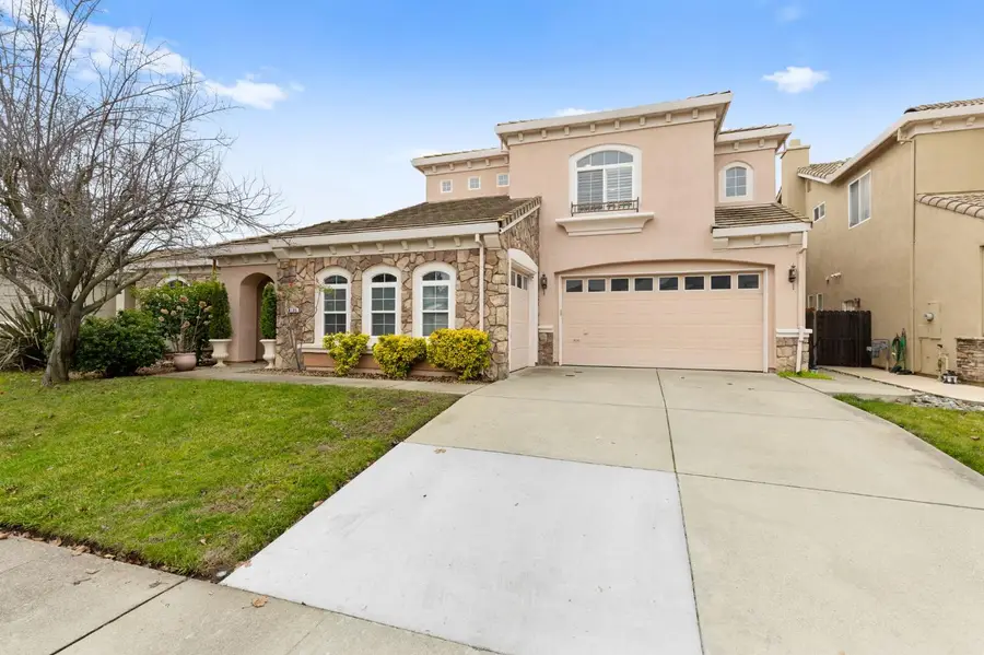 8105 Bauser Avenue, Roseville, CA 95747 - #3