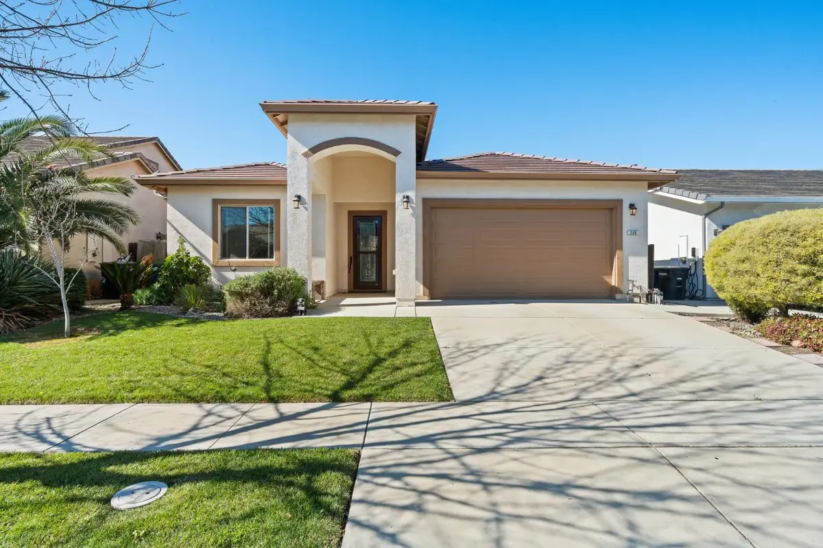 209 Fall Avenue, Patterson, CA 95363 - #1