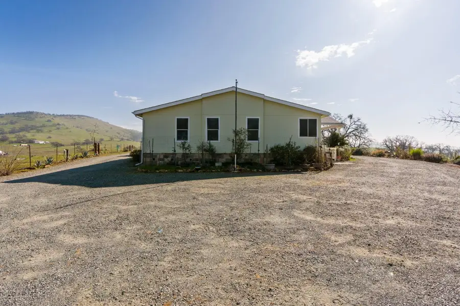9284 Banderilla Drive, La Grange, CA 95329 - Image #2