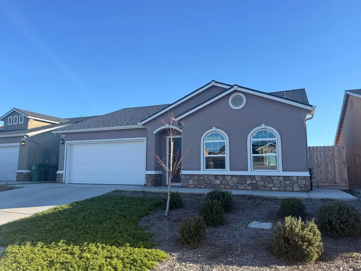1105 E Orange Street, Avenal, CA 93204 - #1