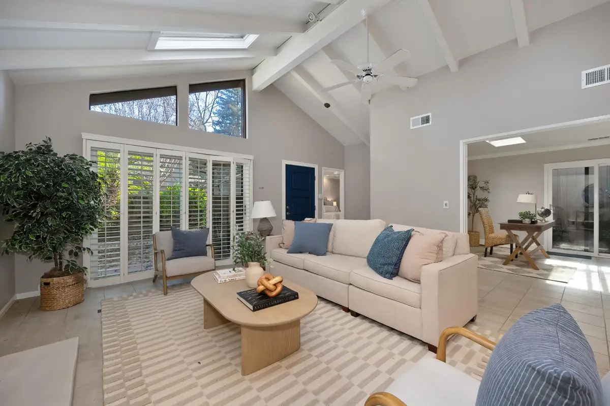 216 E Ranch Road, Sacramento, CA 95825 - Image #1