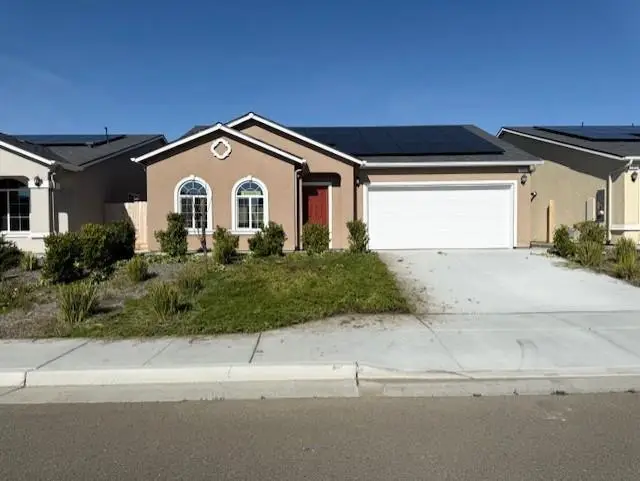 1221 E Orange Street, Avenal, CA 93204 - #1