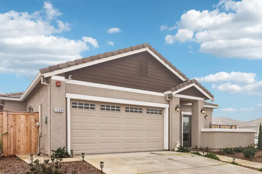 1124 Palmer Road, Galt, CA 95632 - Image #2