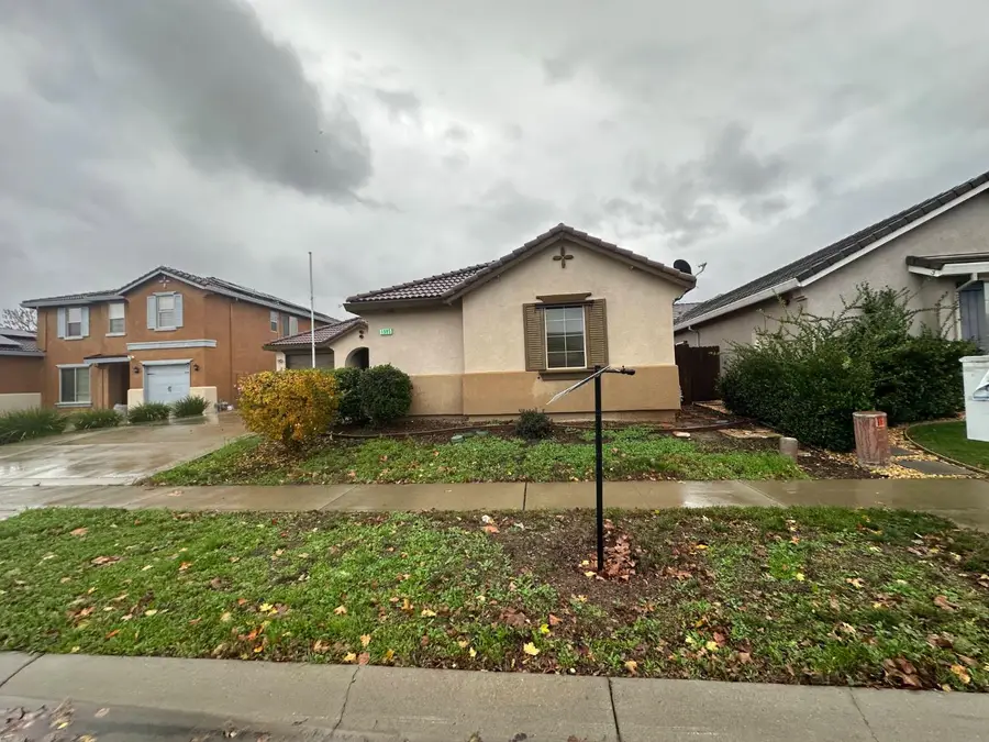 1995 Bidwell Bar Drive, Plumas Lake, CA 95961 - Image #2