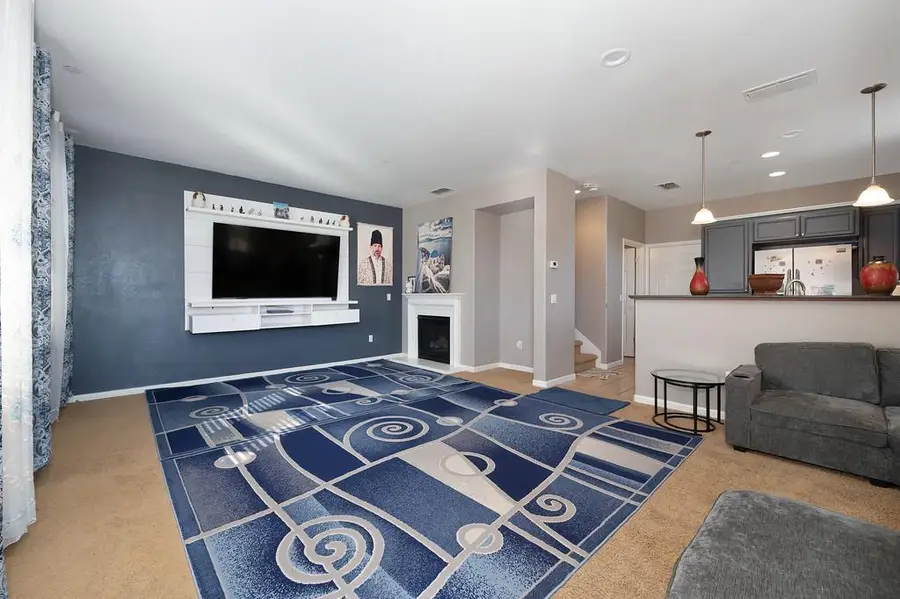 301 Blossom Rock Lane #53, Folsom, CA 95630 - Image #3