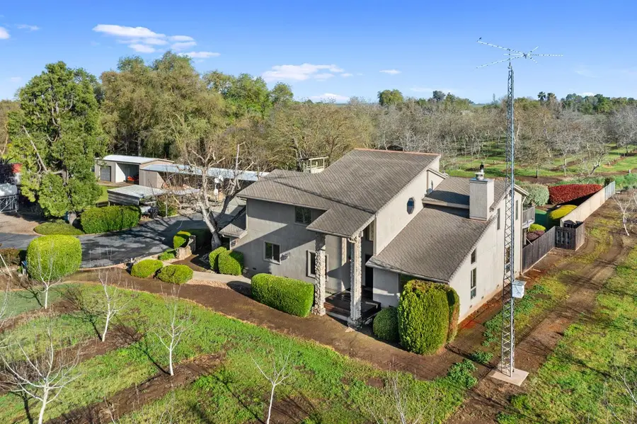 19909 E. Comstock Road, Linden, CA 95236 - Image #2