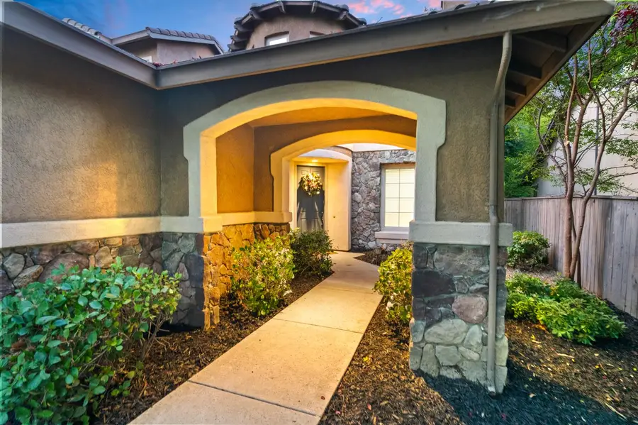 820 Wedge Wood Court, West Sacramento, CA 95605 - Image #3