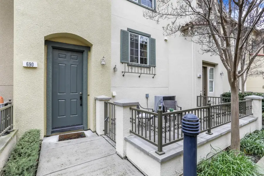 690 Claridad Loop, Milpitas, CA 95035 - Image #3
