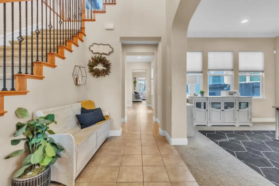 5623 Da Vinci Way, Sacramento, CA 95835 - Image #2