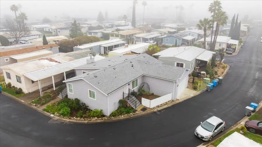 126 Via Grande, Olivehurst, CA 95961 - Image #2