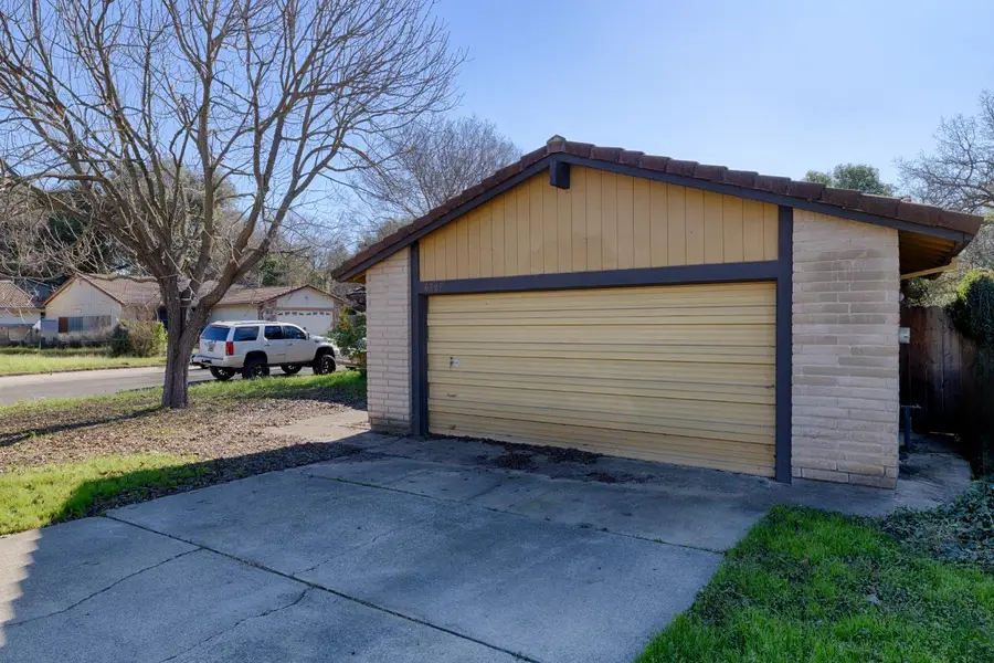 6587 Pacheco Way, Citrus Heights, CA 95610 - Image #3