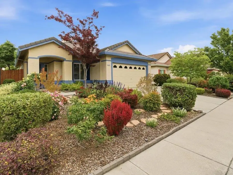 8581 Canyon Brook Way, Elk Grove, CA 95624 - #3