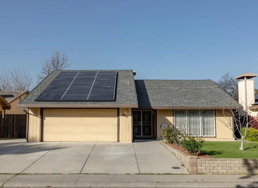 8621 Oldwoods Way, Sacramento, CA 95828 - Image #2