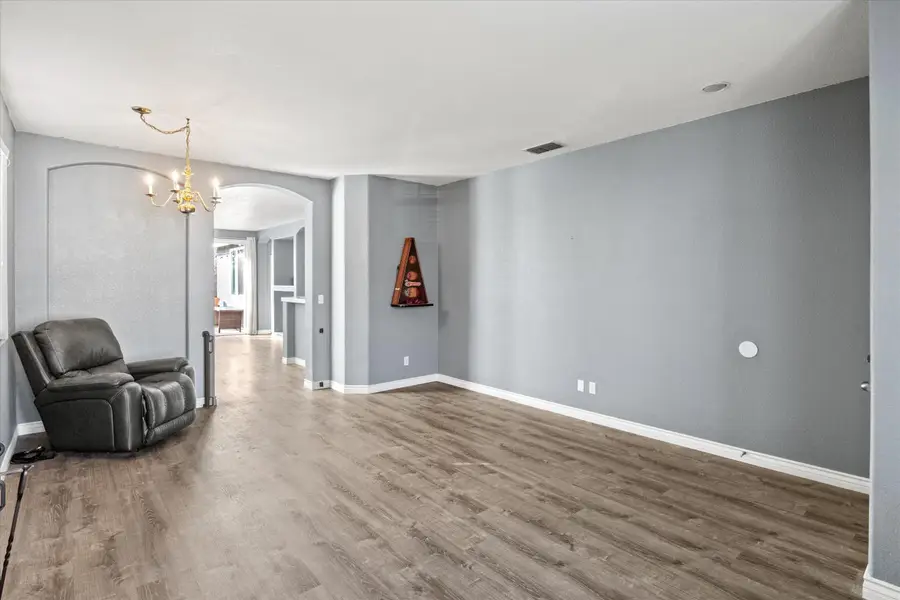 3729 Saintsbury Drive, Sacramento, CA 95834 - Image #2