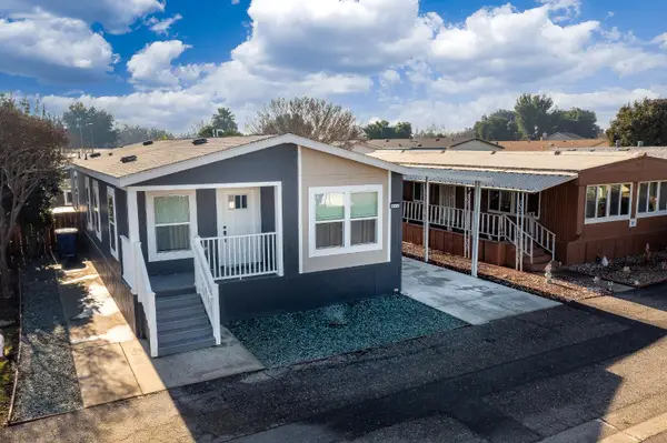 2307 Oakdale Road #13, Modesto, CA 95355