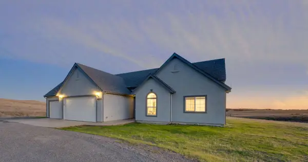 4200 Coulter Lane, Latrobe, CA 95682