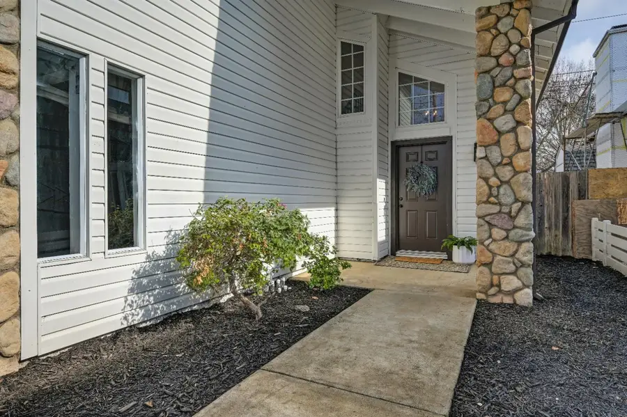 264 Delta Leaf Way, Sacramento, CA 95838 - Image #2