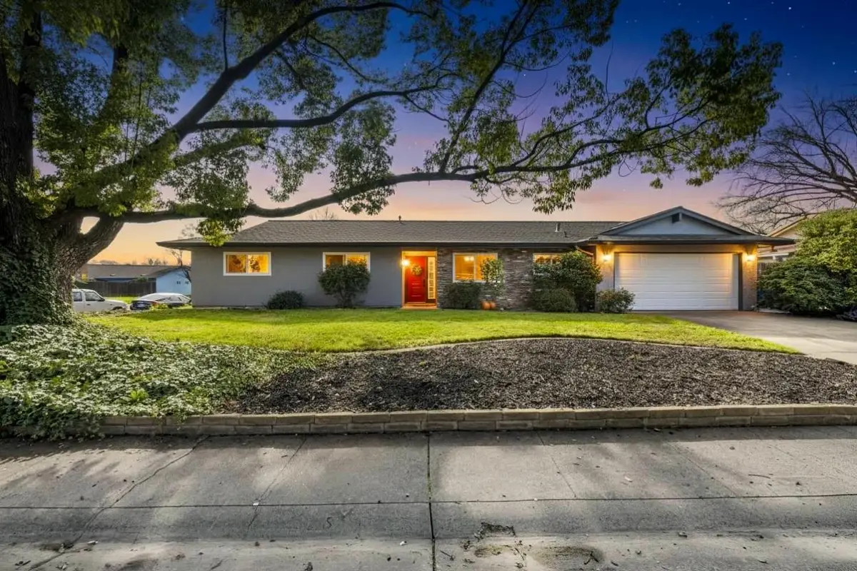 9012 Plaza Park Drive, Elk Grove, CA 95624 - Image #1