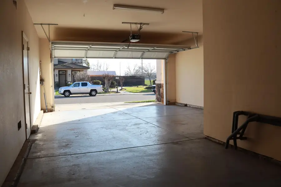 2607 Allegiance Lane, Riverbank, CA 95367 - Image #2