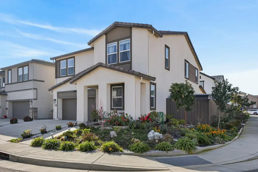 10070 Sea Turtle Street, Elk Grove, CA 95757 - Image #3