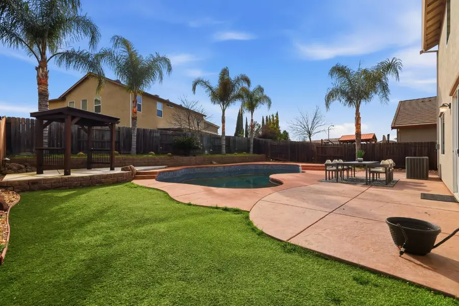 9558 Alder Creek Drive, Sacramento, CA 95829 - Image #2