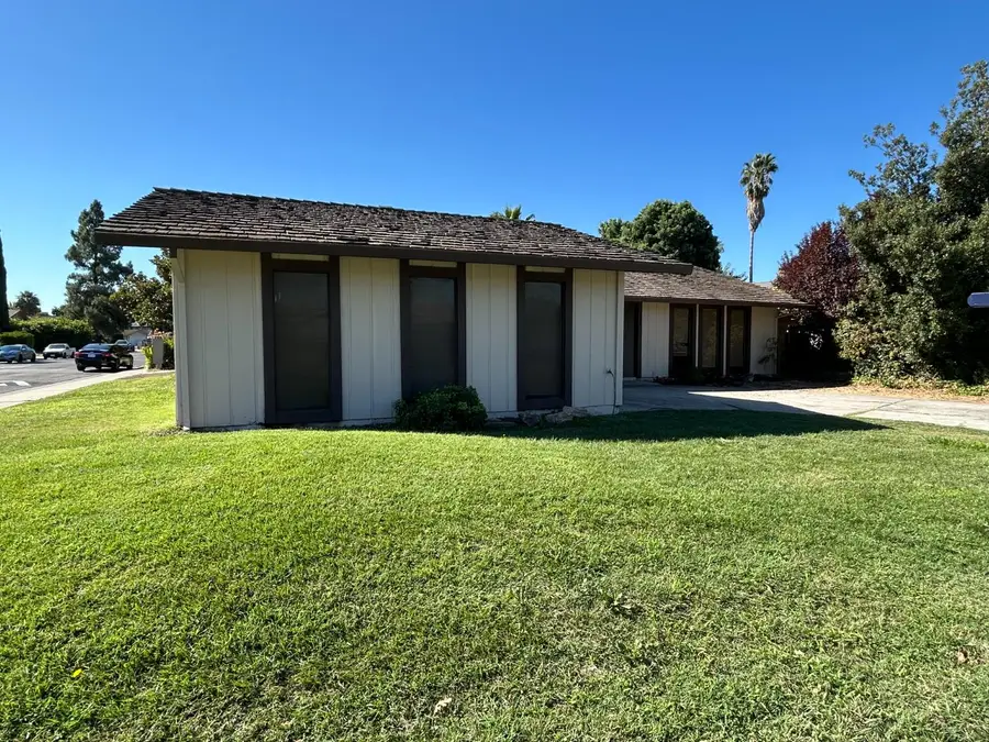 916 Springoak Way, Stockton, CA 95209 - #2