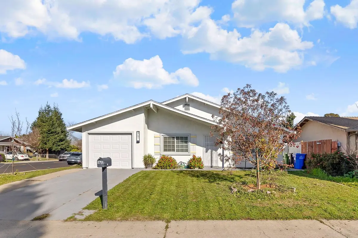 8751 Torrey Way, Elk Grove, CA 95624 - Image #1