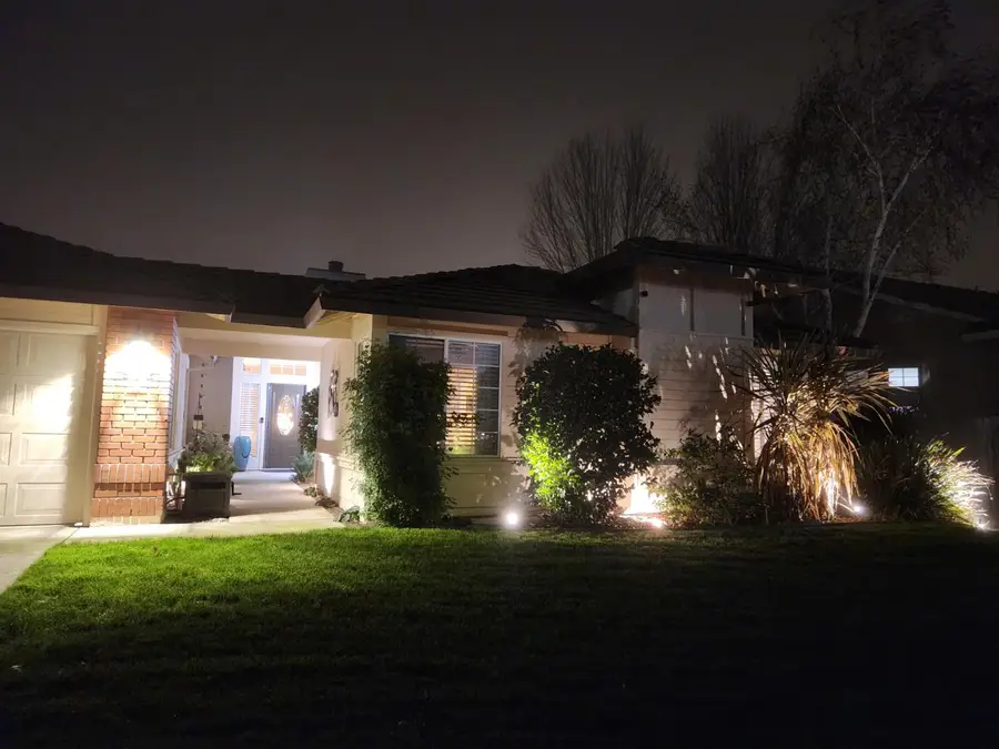 952 Colson Way, Galt, CA 95632 - Image #2