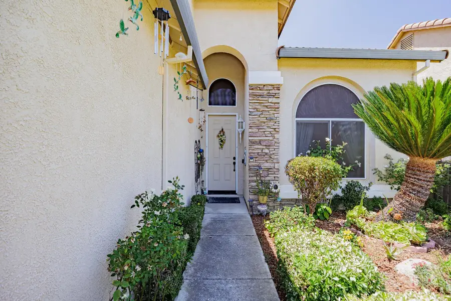 9560 Fox Flower Court, Elk Grove, CA 95758 - Image #3