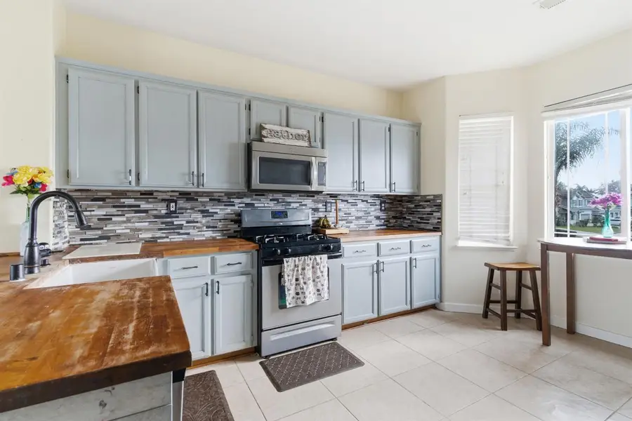 1637 Century Oaks Drive, Brentwood, CA 94509 - Image #3