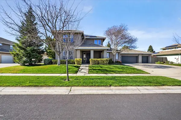 2090 Roy Ranch Way, Plumas Lake, CA 95961