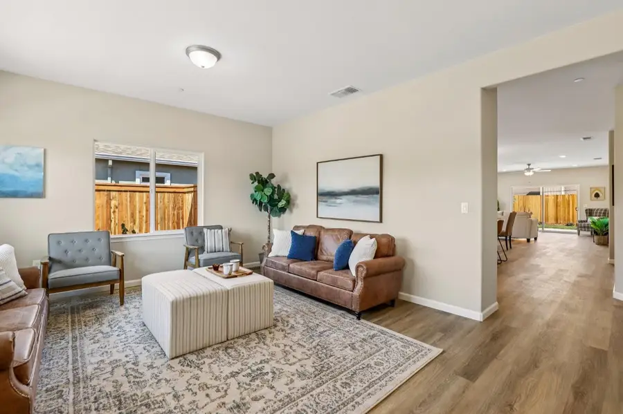 9116 Hensley Way, Elk Grove, CA 95758 - Image #3