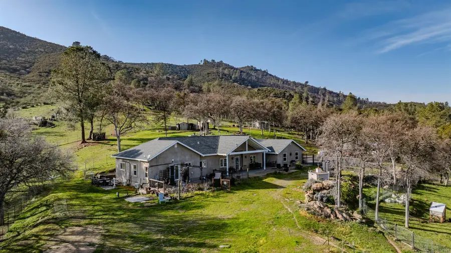 4402 Jaquima Drive, Angels Camp, CA 95222 - Image #2