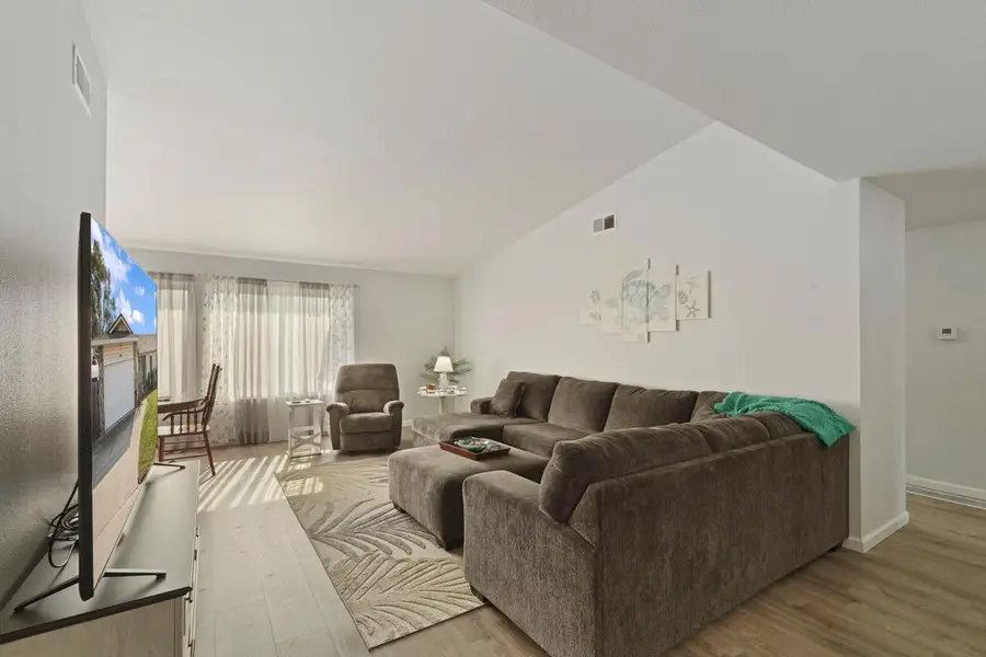 1050 Bradford Circle, Lodi, CA 95240 - Image #3