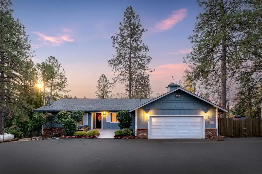 11977 Alta Sierra Drive, Grass Valley, CA 95949 - Image #2