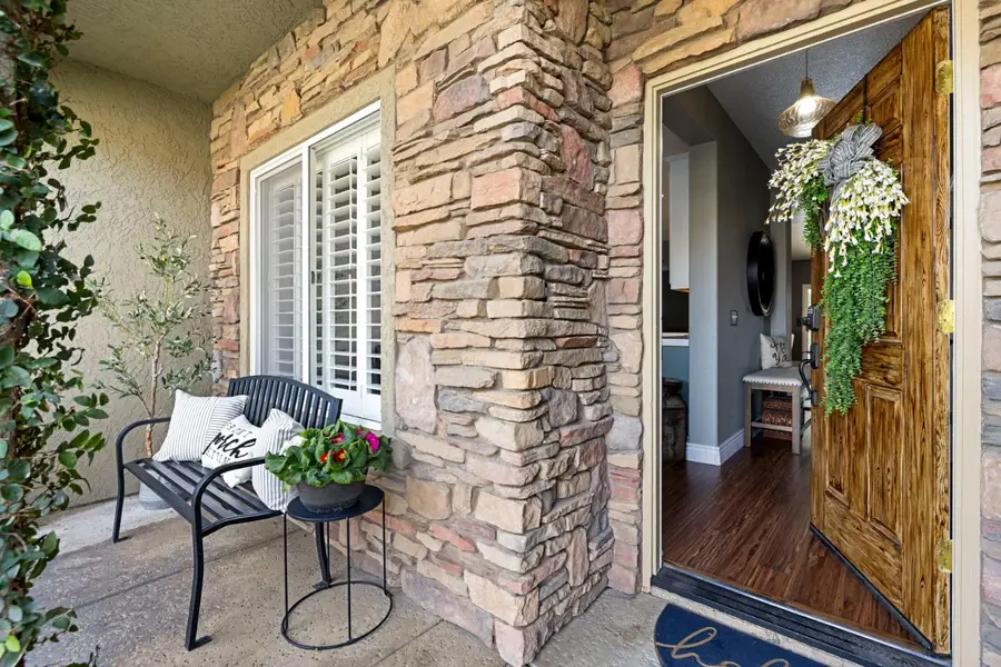 1924 Crystalwood Lane, Lodi, CA 95242 - Image #3