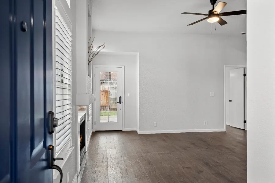 6332 Elkhorn Manor Drive, Rio Linda, CA 95673 - Image #2