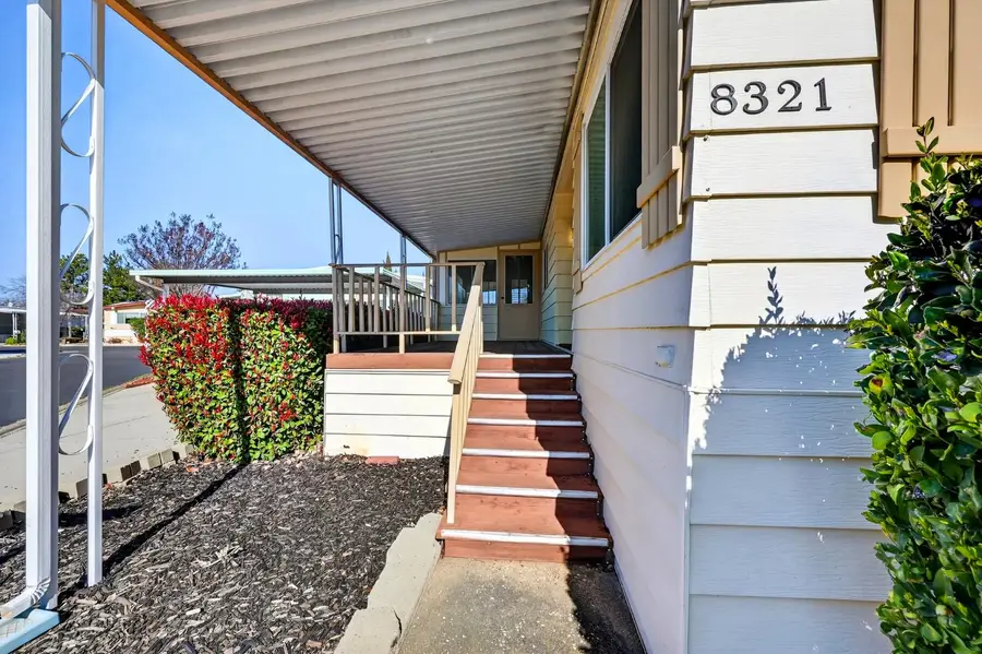 8321 Driftwood Lane, Citrus Heights, CA 95610 - #2