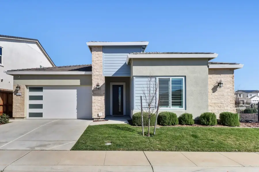 4043 Red Blush Way, Rancho Cordova, CA 95742 - #2