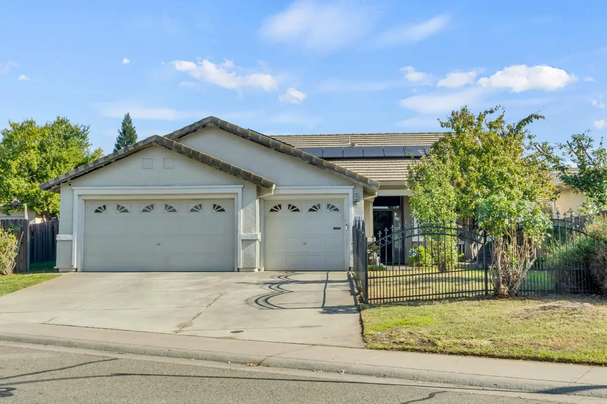 8187 Kingsbridge Drive, Sacramento, CA 95829 - Image #1