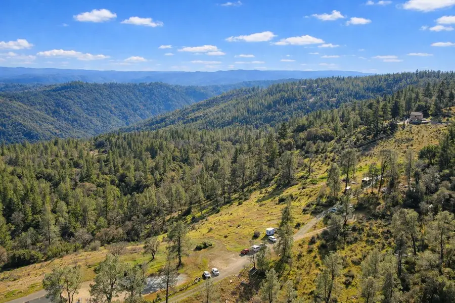 24571 Defender Grade, Pioneer, CA 95666 - #3