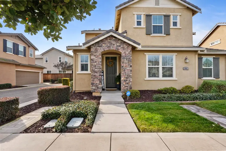 5713 Antique Rose Way, Riverbank, CA 95367 - Image #2