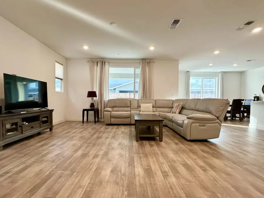 1770 Flaxen Ct, Manteca, CA 95337 - Image #3