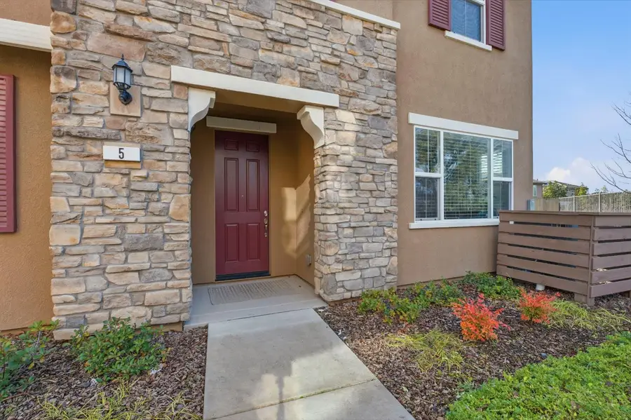 5 Huddlestone Circle, Roseville, CA 95661 - #2