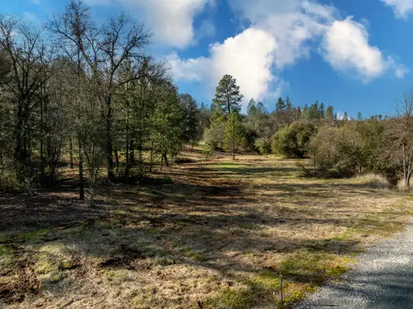 22130 Iron Horse Drive, Grass Valley, CA 95949