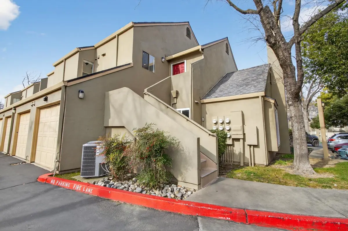 5226 Hemlock Street #5, Sacramento, CA 95841 - Image #1