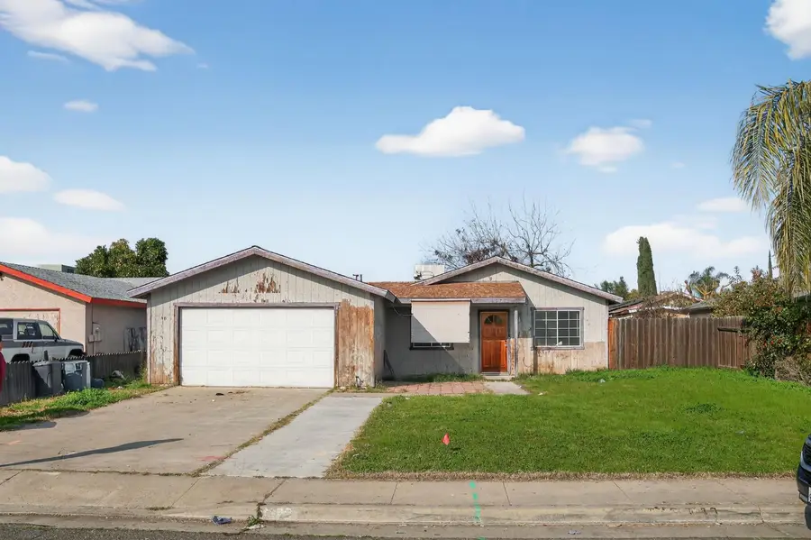 1372 E Laroda Circle, Reedley, CA 93654 - Image #2