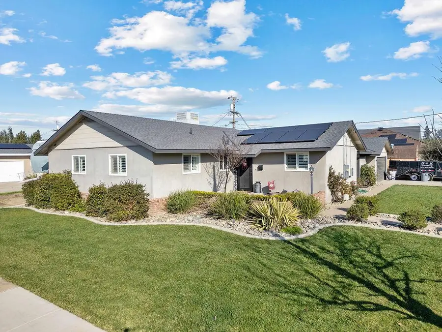 1320 Walnut, Oakdale, CA 95361 - Image #2