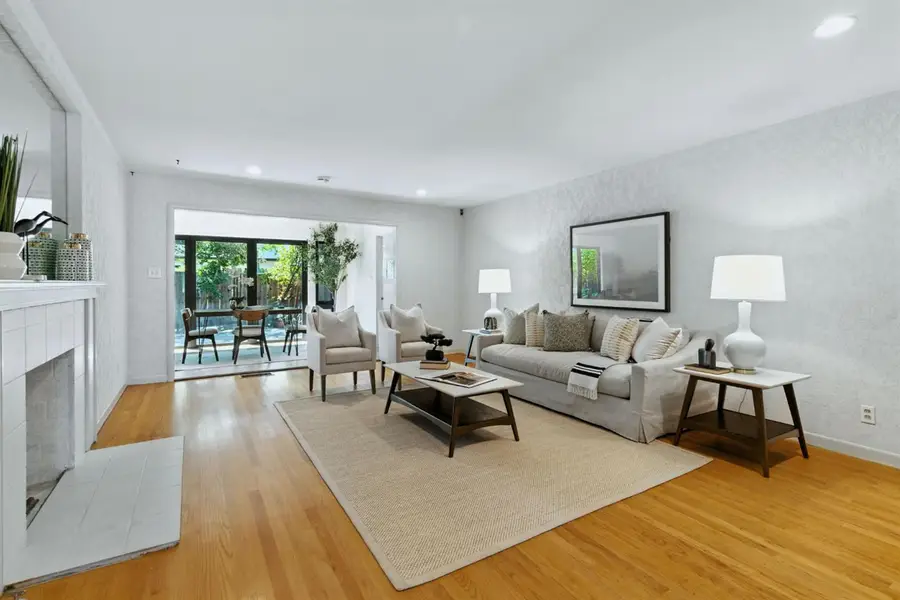 1030 Elmwood Avenue, Stockton, CA 95204 - #2